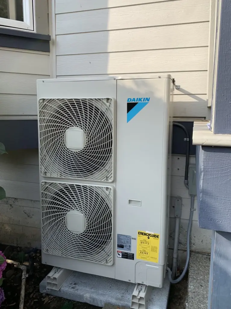 DaikinSky Airoutdoor1 1080x