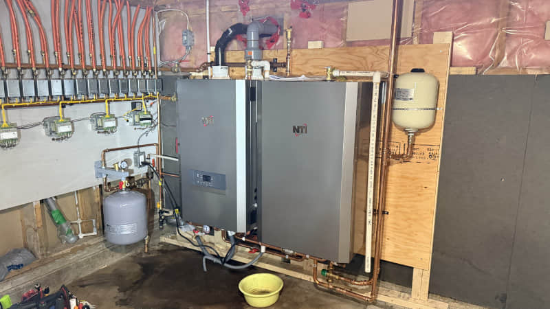 Gaslight heat victoria